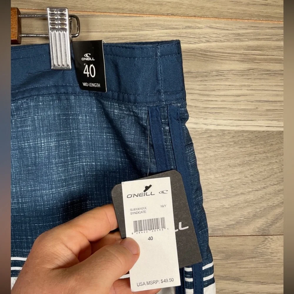 O'Neill NWT Color-Block Striped 100% Polyester Boardshorts - Picture 4 of 11